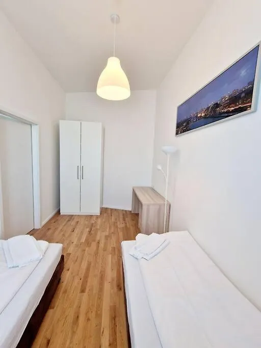 Stylish Apartment In The Center Of Berlin 44